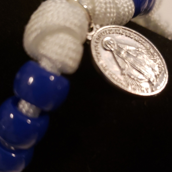 NEW! Rosary Bracelet HANDMADE White on Blue - Picture 6 of 9